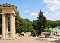 Каскадные Фонтаны